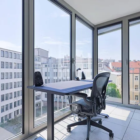 Downtown Luxe Retreat- Konventna Apartment *