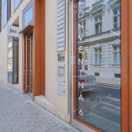 Downtown Luxe Retreat- Konventna Apartment