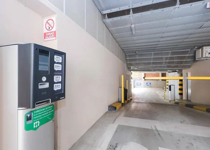 Appartement Downtown Luxe Retreat- Konventna Bratislava