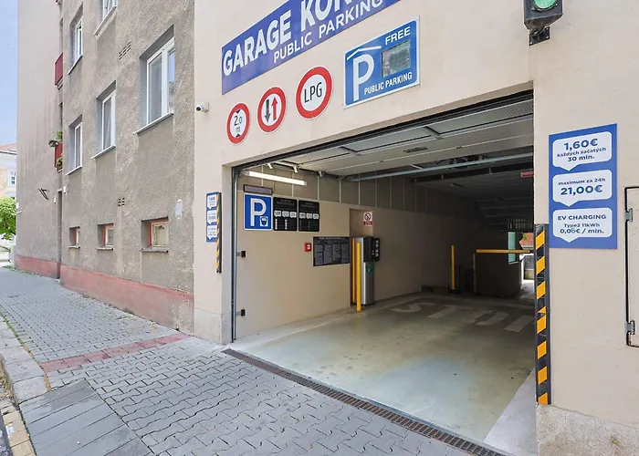 Apartman Downtown Luxe Retreat- Konventna