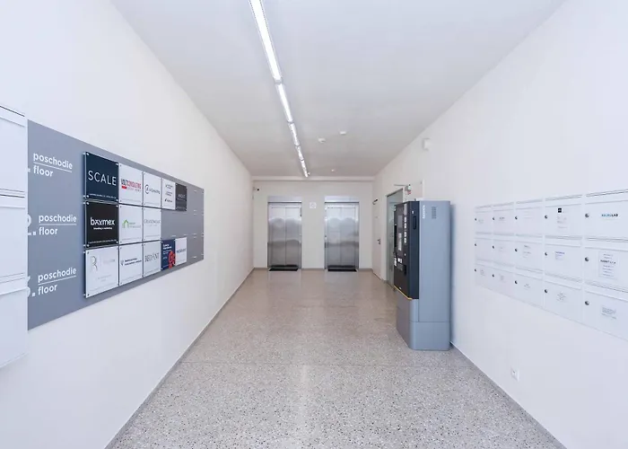 Appartement Downtown Luxe Retreat- Konventna