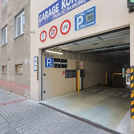 Lägenhet Downtown Luxe Retreat- Konventna